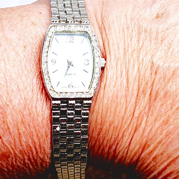 Ladies Japanese Movmt Quartz battery watch w/crystal halo 12hr pearlized face 7" - Picture 5 of 6